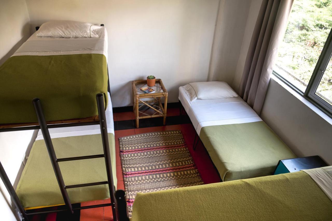 Saman Hostel Medellín Kültér fotó